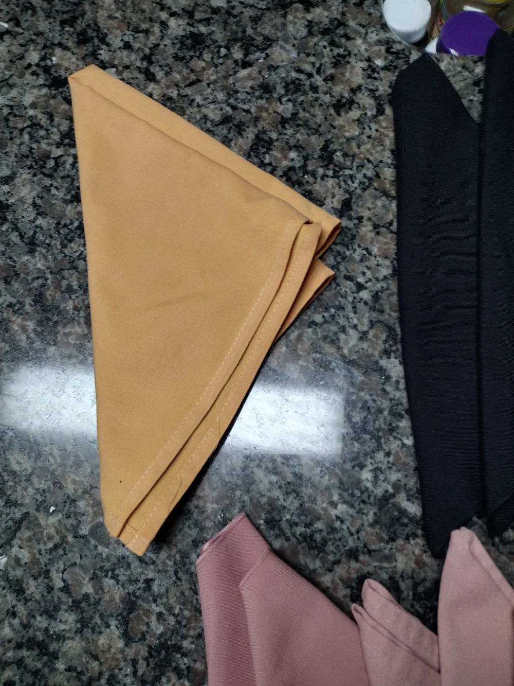 Lot of 21 used dinner cloth napkins good condition different colors pink, white,